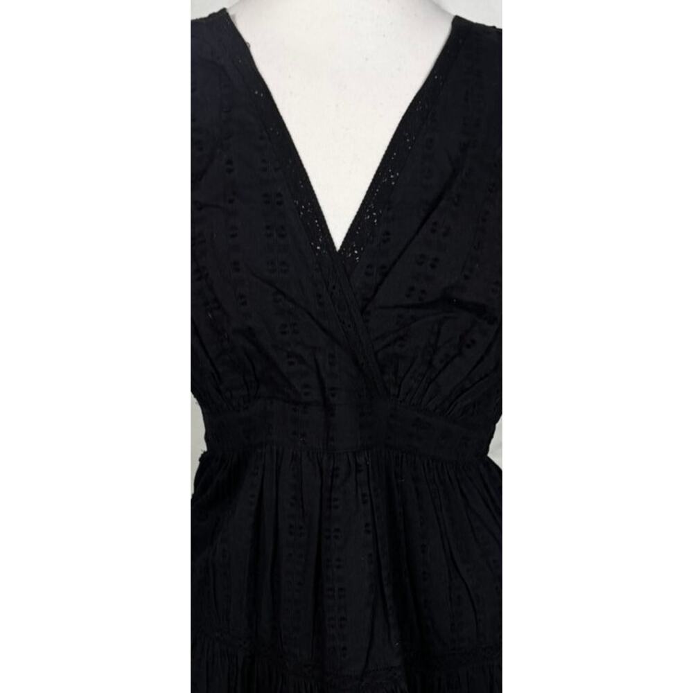 Grace + Karma Medium Black Eyelet Dress V Neck Short Sleeve NEW NWT - Picture 8 of 12